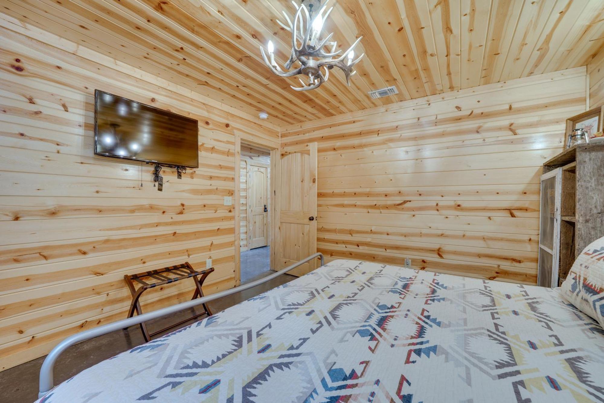 Penny Lane Lodge Broken Bow Cabin Less Than 6 Mi To Lake Eksteriør billede