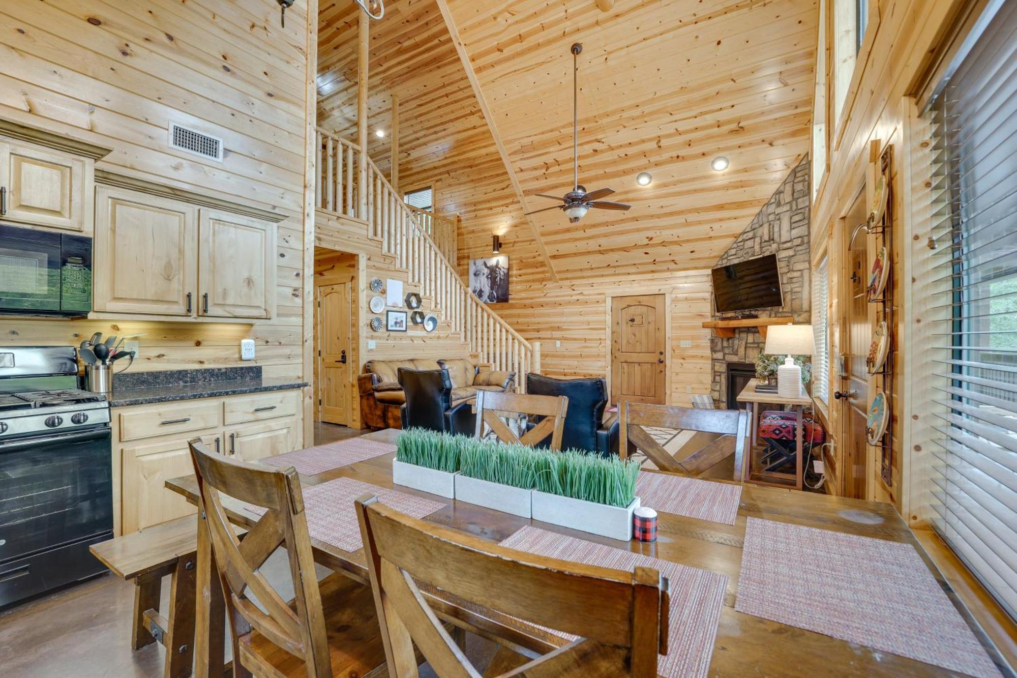 Penny Lane Lodge Broken Bow Cabin Less Than 6 Mi To Lake Eksteriør billede