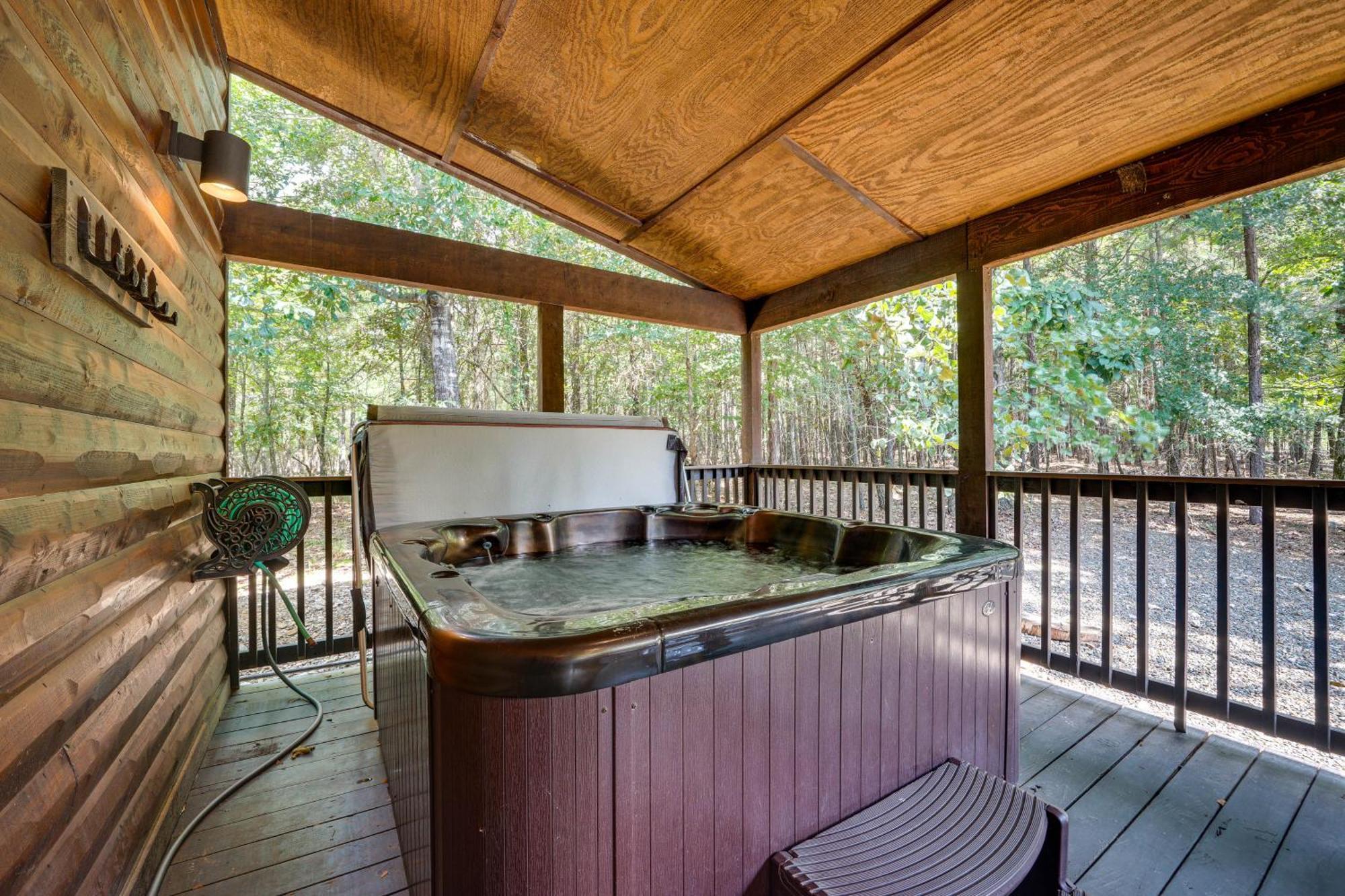 Penny Lane Lodge Broken Bow Cabin Less Than 6 Mi To Lake Eksteriør billede